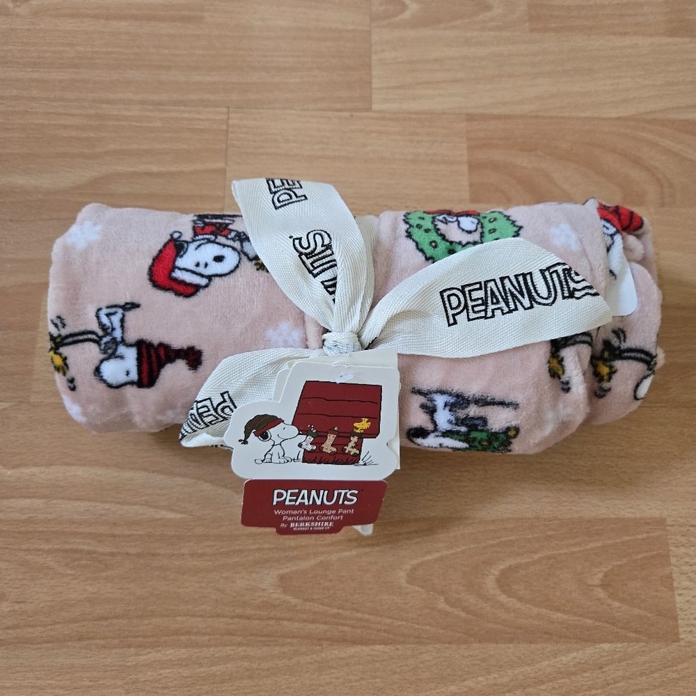 BNWT Official Peanuts Snoopy Berkshire Plush Christmas Holiday Lounge Pants L